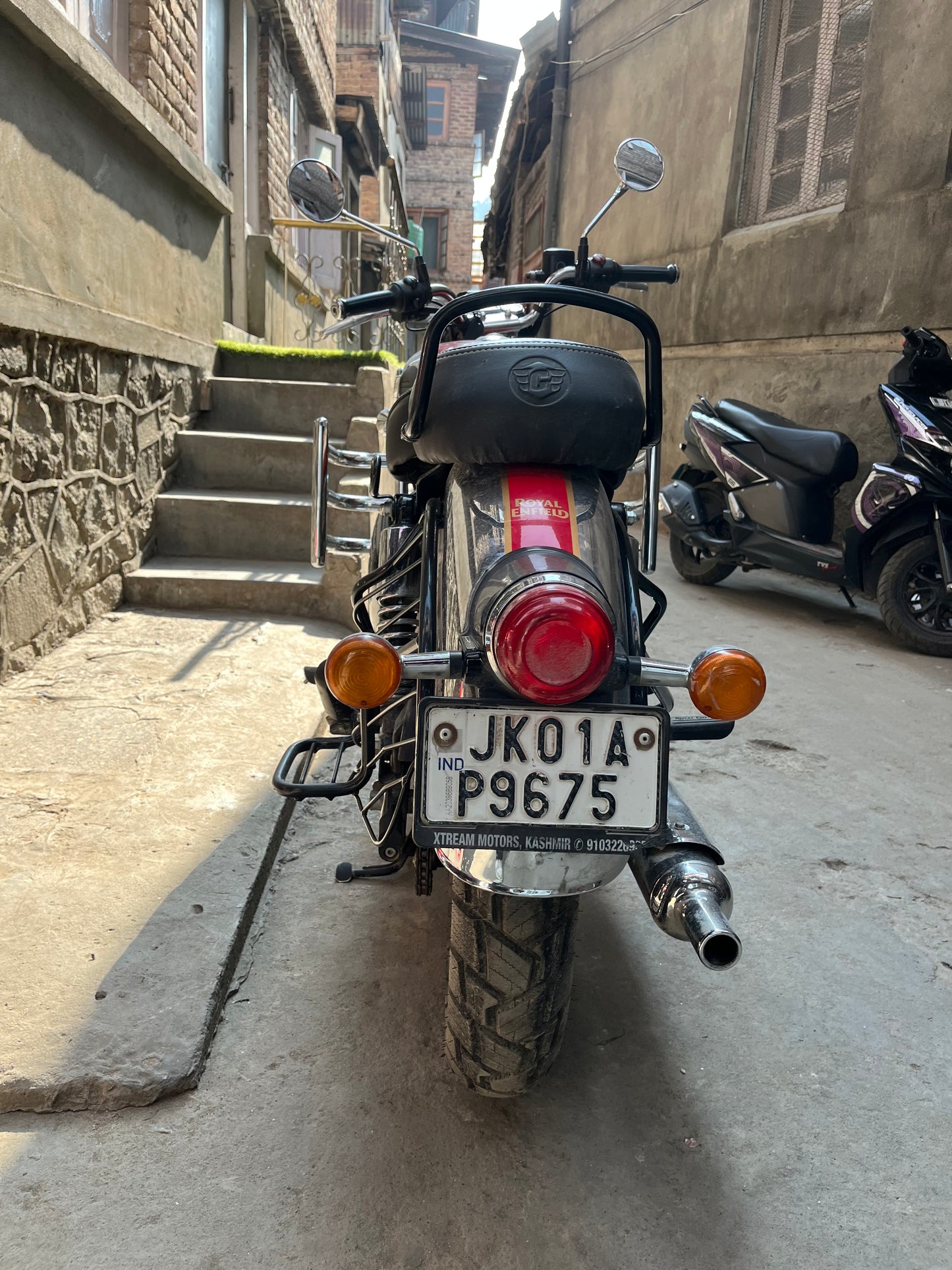 Royal Enfield Classic 350 Reborn – Timeless Cruiser