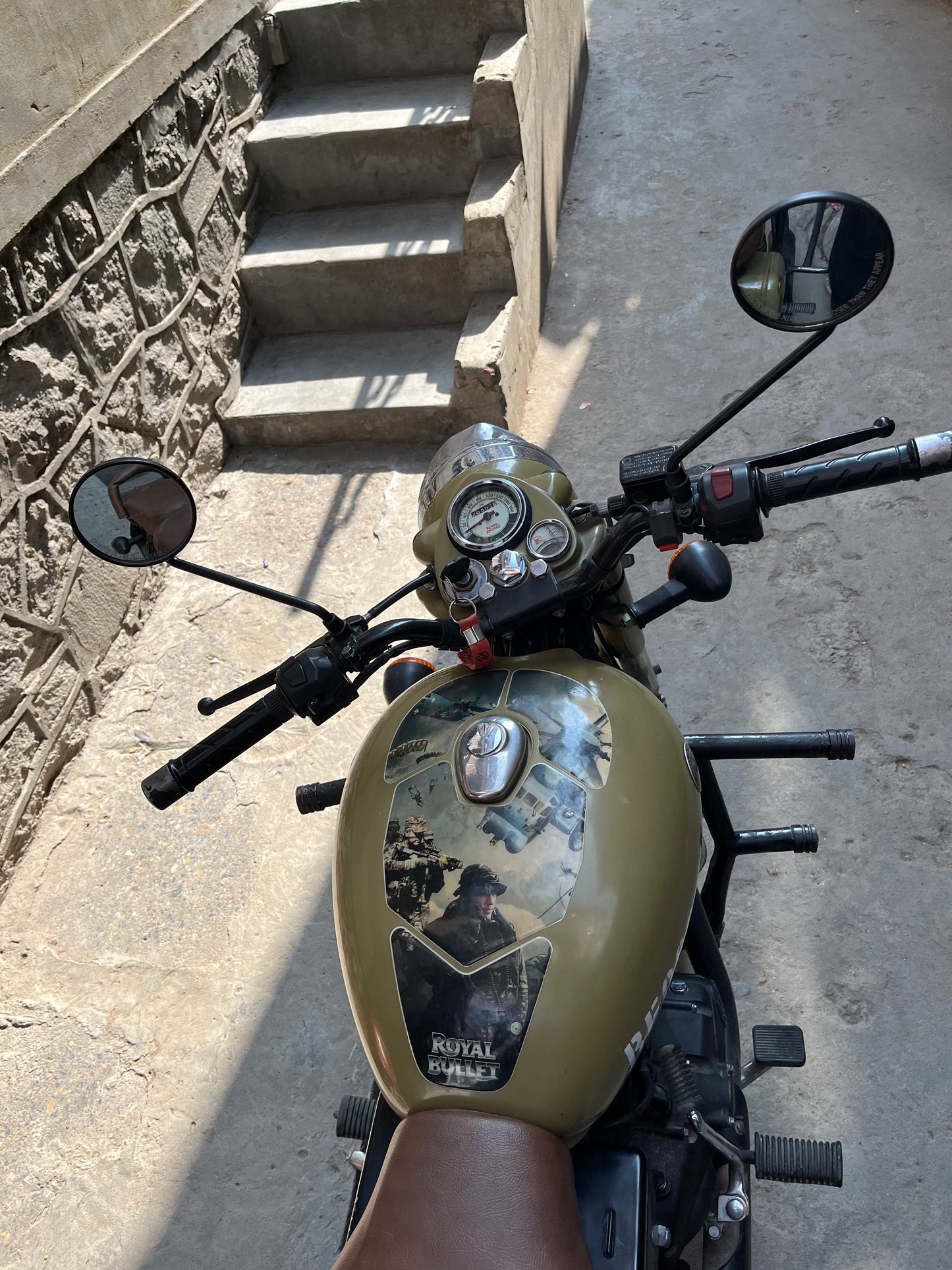 Royal Enfield Classic 350 Vintage – Heritage Collector’s Ride