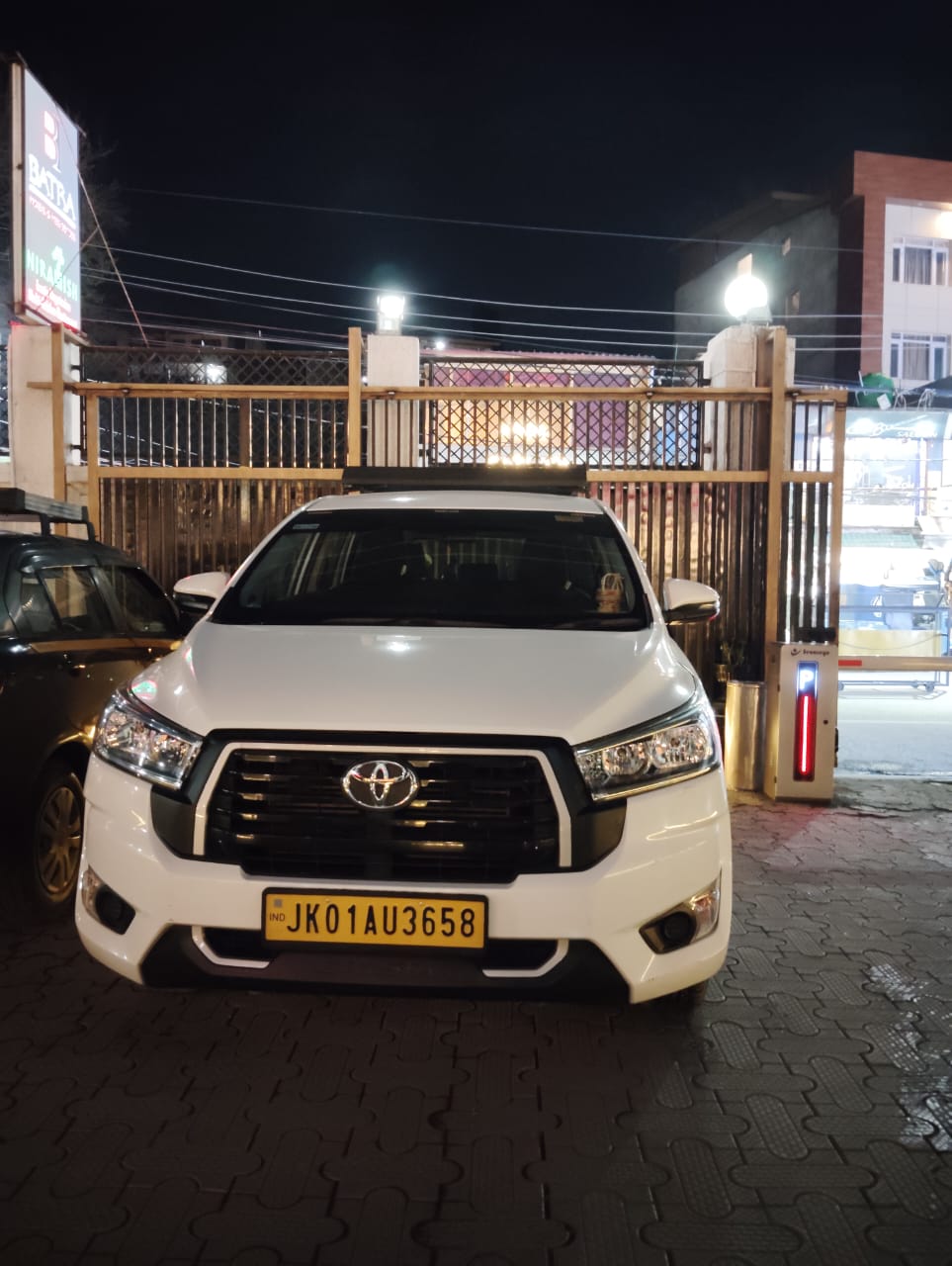 INNOVA CRYSTA CAB AC - TAXI WITH DRIVER